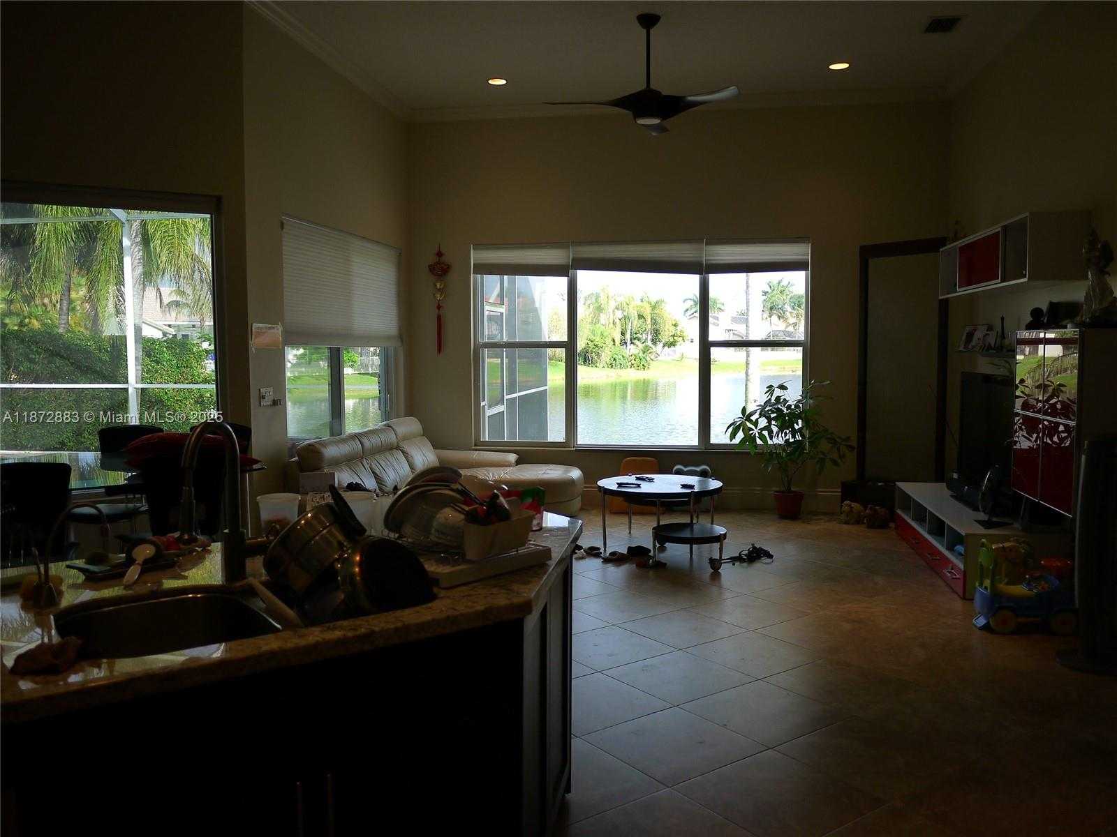 Small Image of 10840 NORTH WEST 6 ST, Plantation Number 3