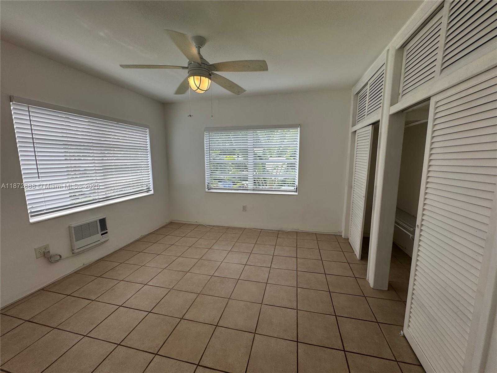 Small Image of 921 MERIDIAN AVE #7, Miami Beach Number 13
