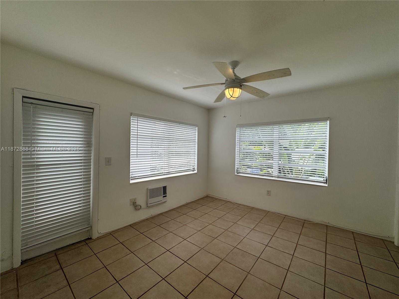 Small Image of 921 MERIDIAN AVE #7, Miami Beach Number 15