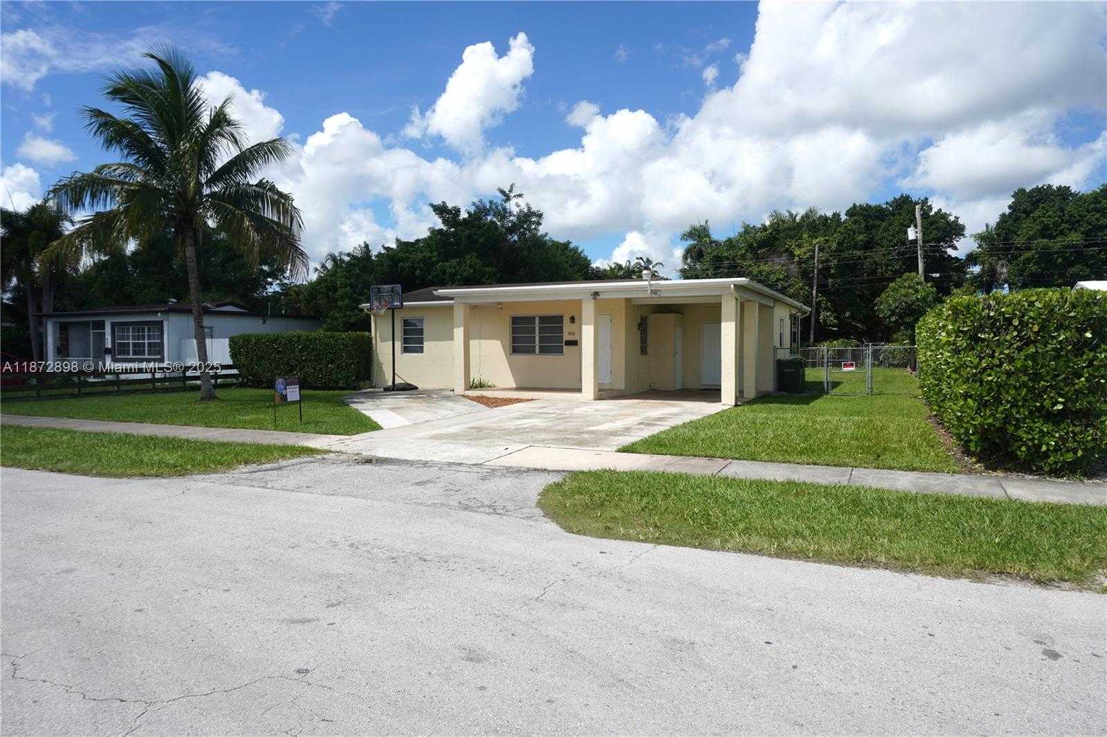 Small Image of 1000 NORTH EAST 13TH AVE, Homestead Number 24