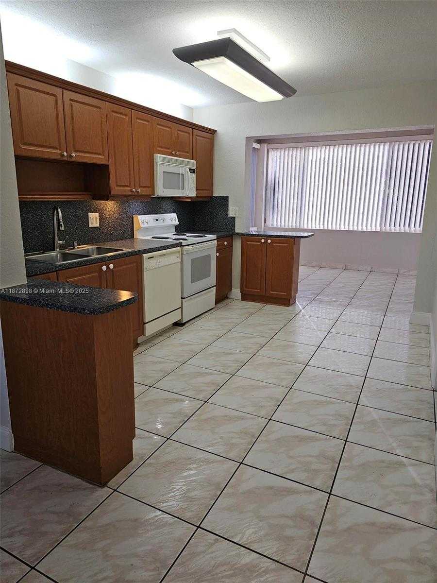 Small Image of 1000 NORTH EAST 13TH AVE, Homestead Number 8