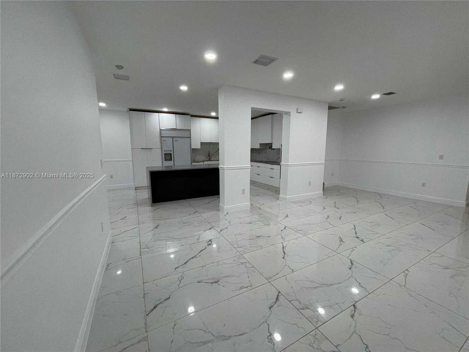 Small Image of 9244 SOUTH WEST 227TH LN #9244, Cutler Bay Number 5