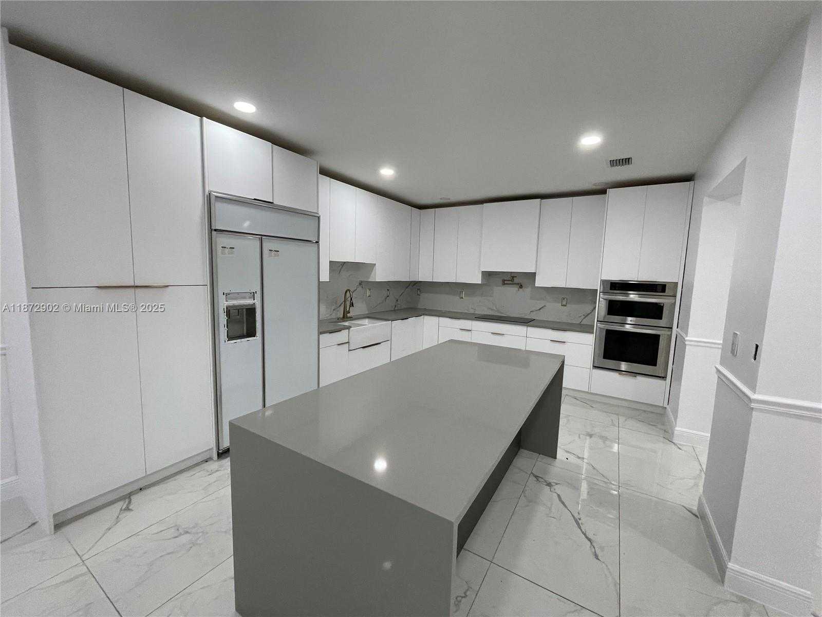 Small Image of 9244 SOUTH WEST 227TH LN #9244, Cutler Bay Number 6