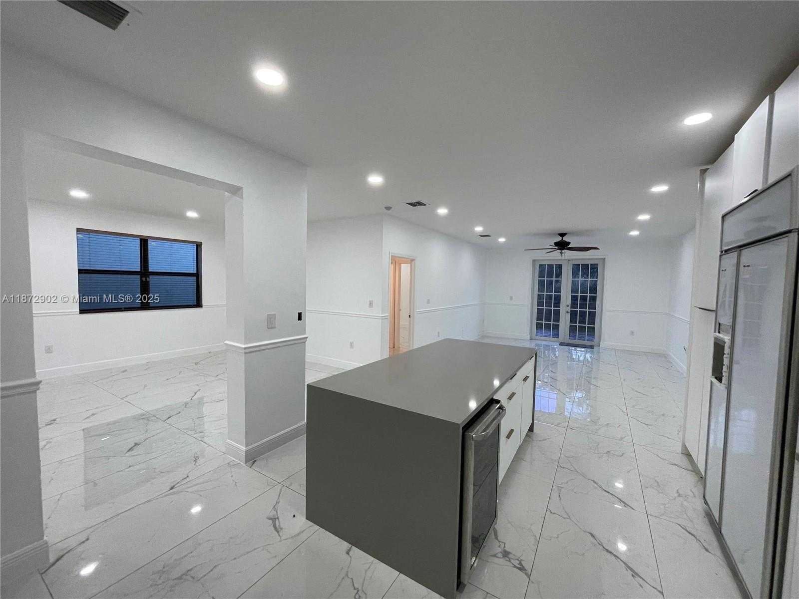 Small Image of 9244 SOUTH WEST 227TH LN #9244, Cutler Bay Number 7