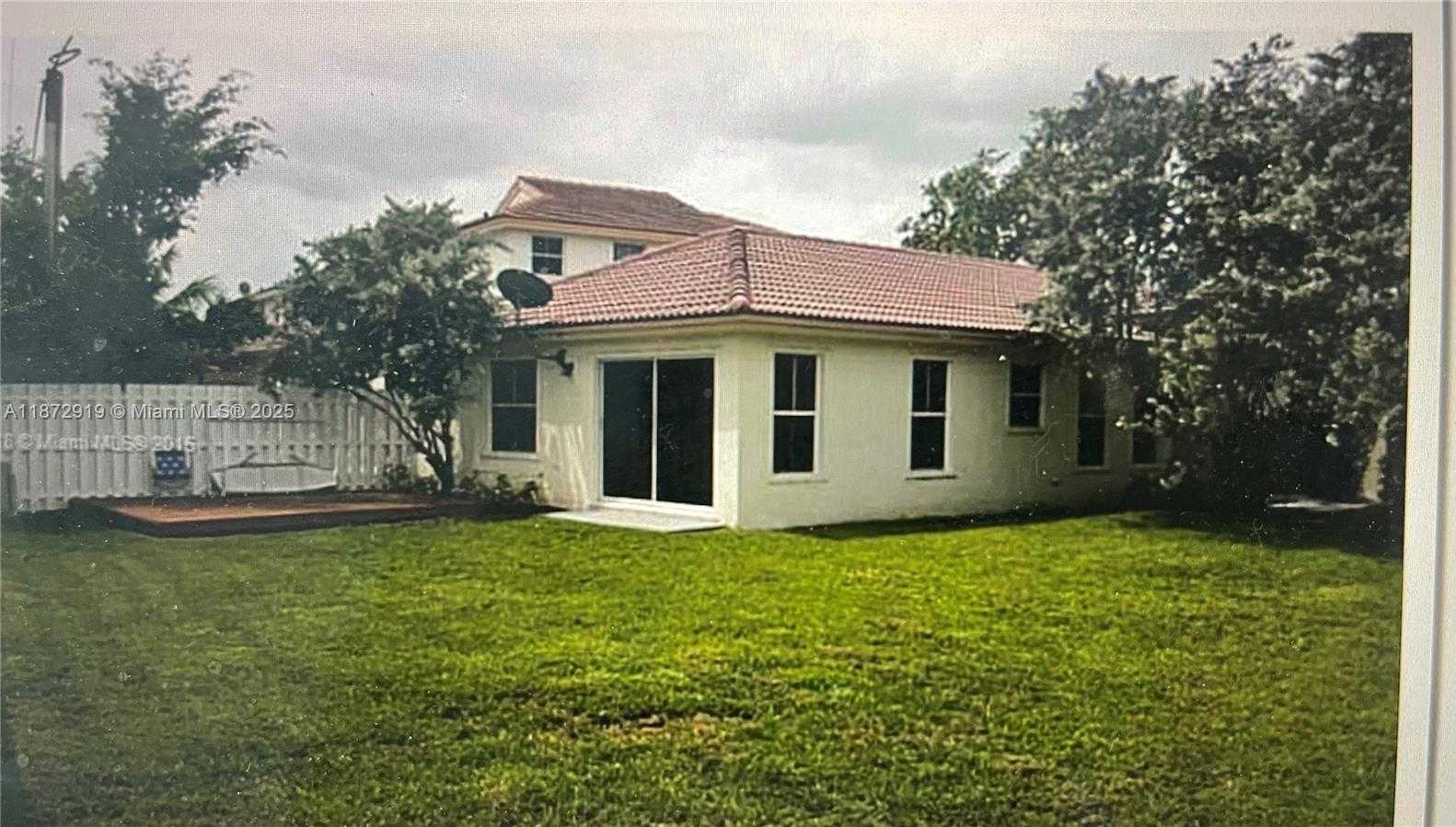 Small Image of 6952 SOUTH WEST 148TH LN, Davie Number 10