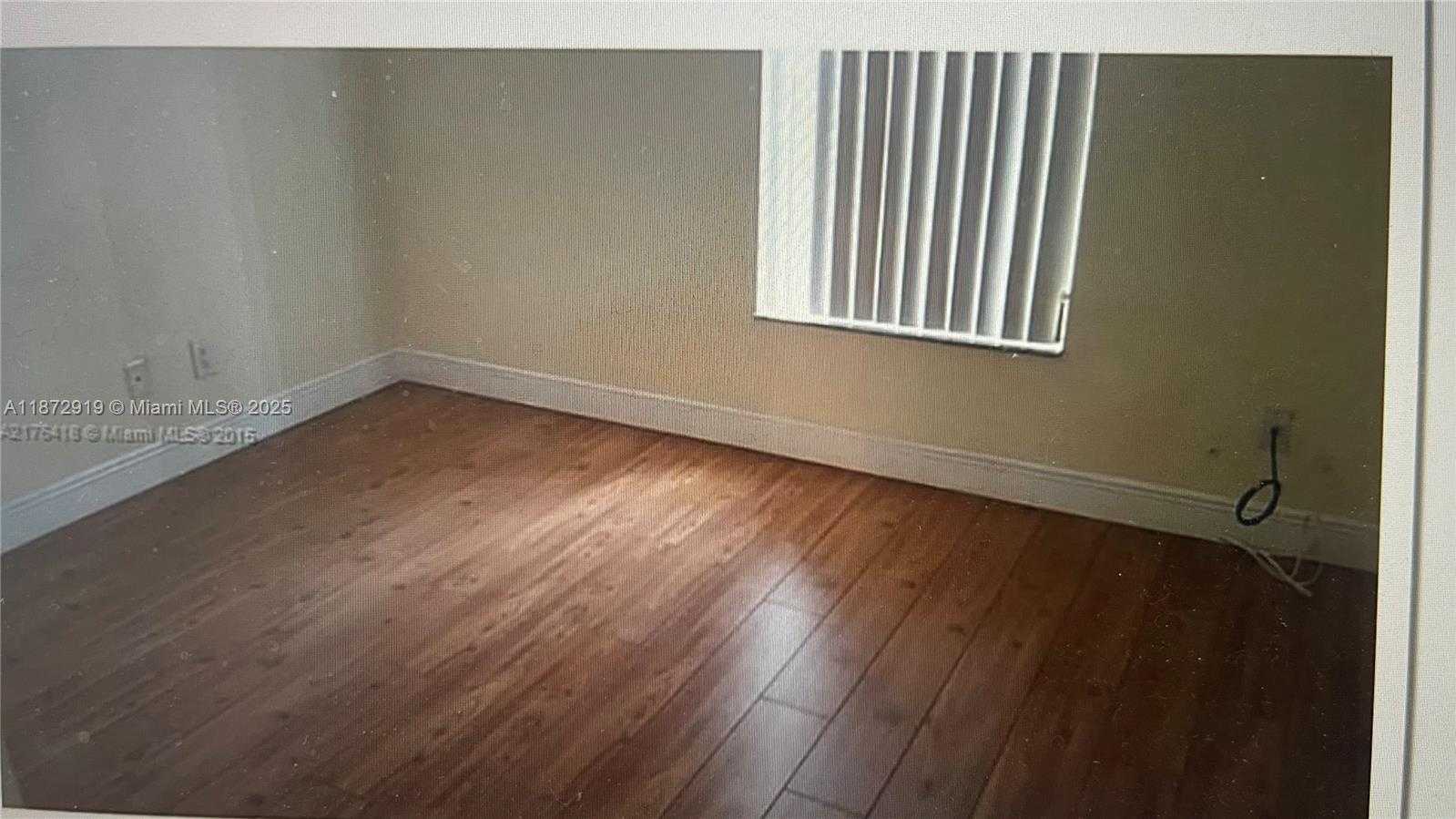 Small Image of 6952 SOUTH WEST 148TH LN, Davie Number 5