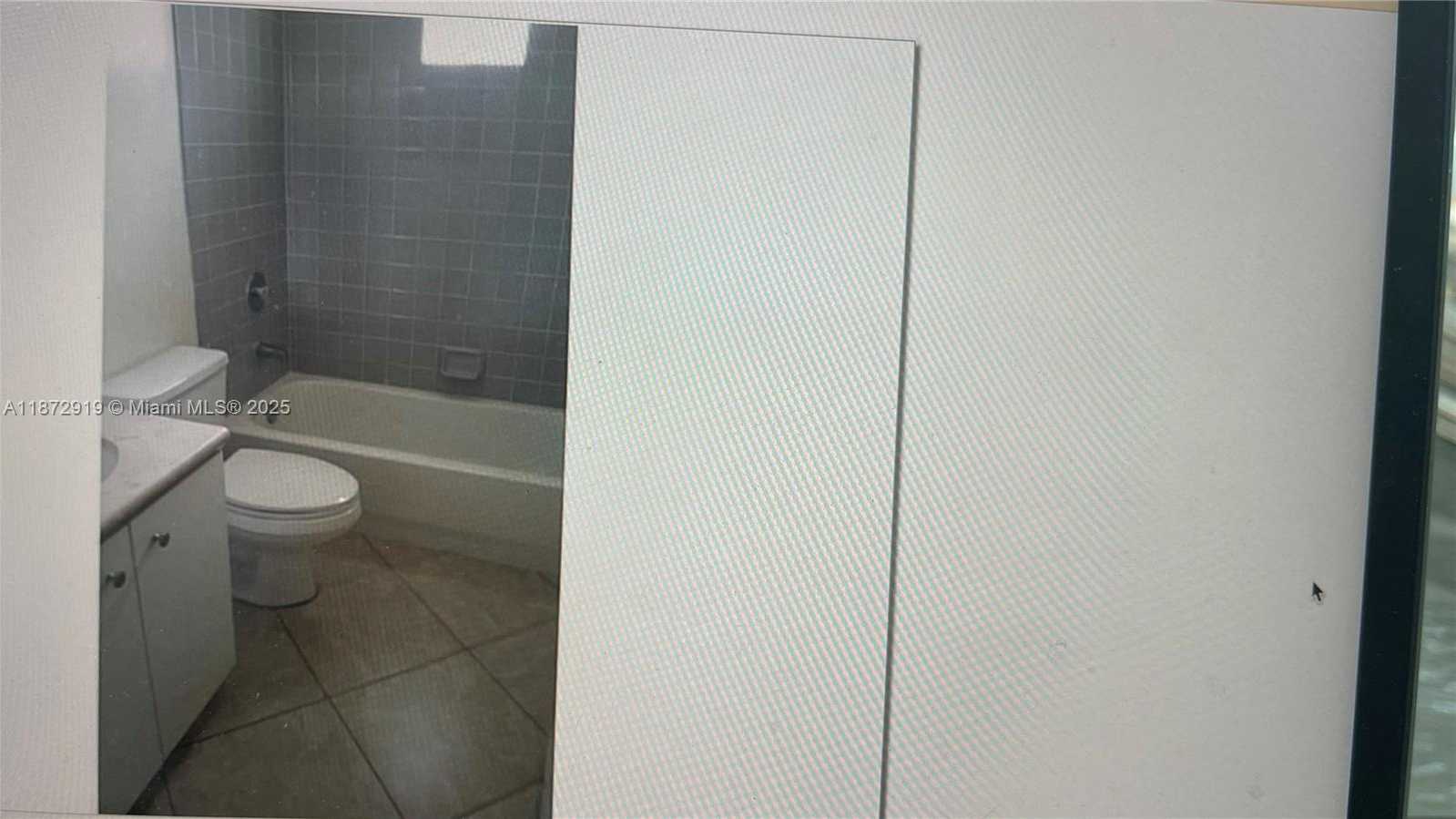 Small Image of 6952 SOUTH WEST 148TH LN, Davie Number 8