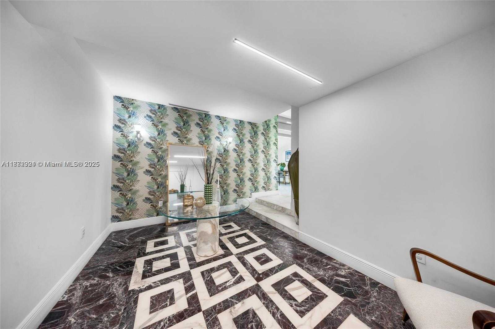 Small Image of 1141 NORTH EAST 90TH ST, Miami Number 17