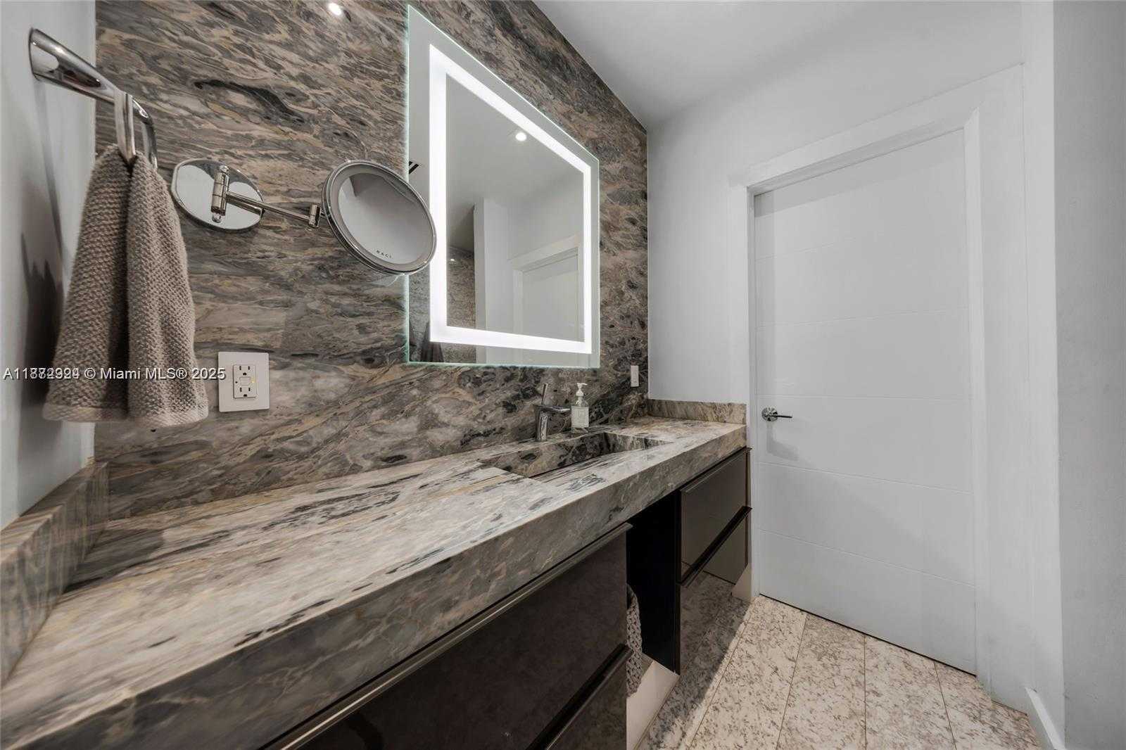 Small Image of 1141 NORTH EAST 90TH ST, Miami Number 33