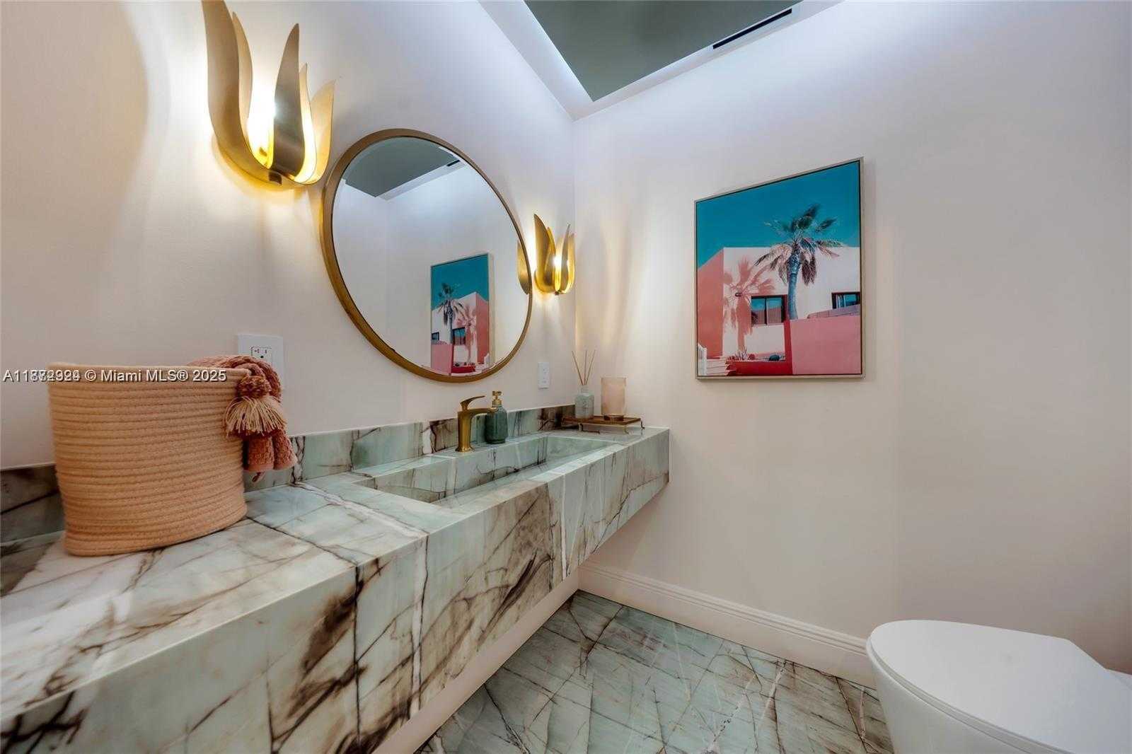 Small Image of 1141 NORTH EAST 90TH ST, Miami Number 36