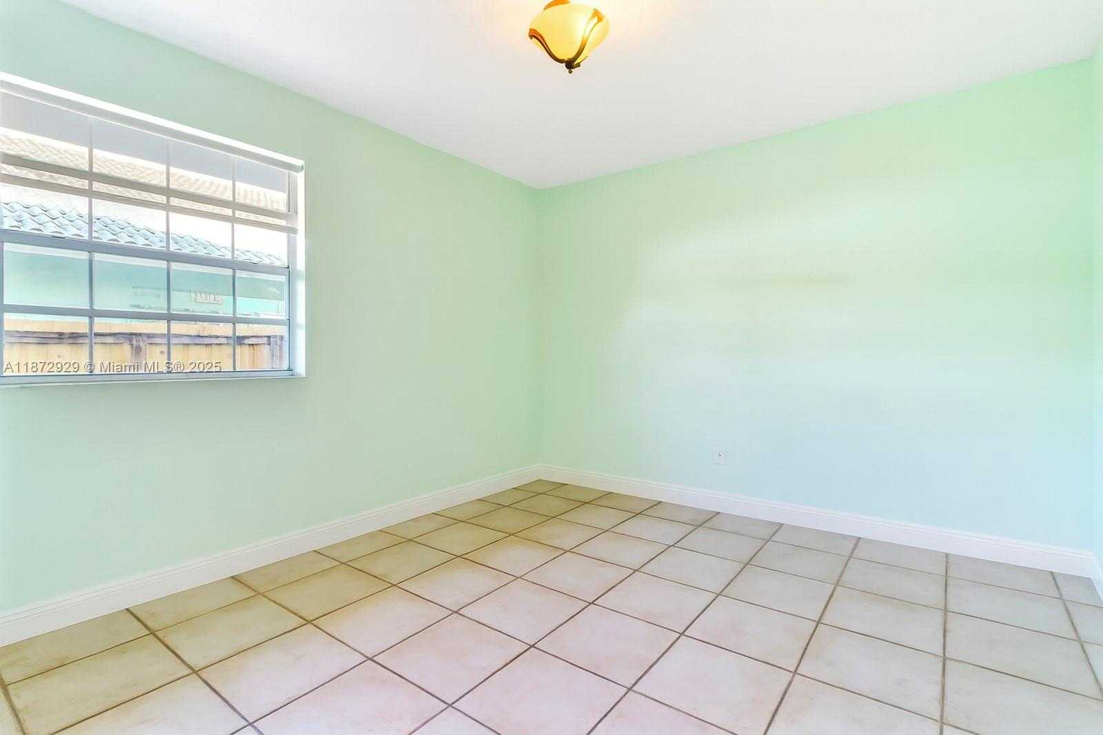 Small Image of 408 SOUTH EAST 6TH ST, Dania Beach Number 12