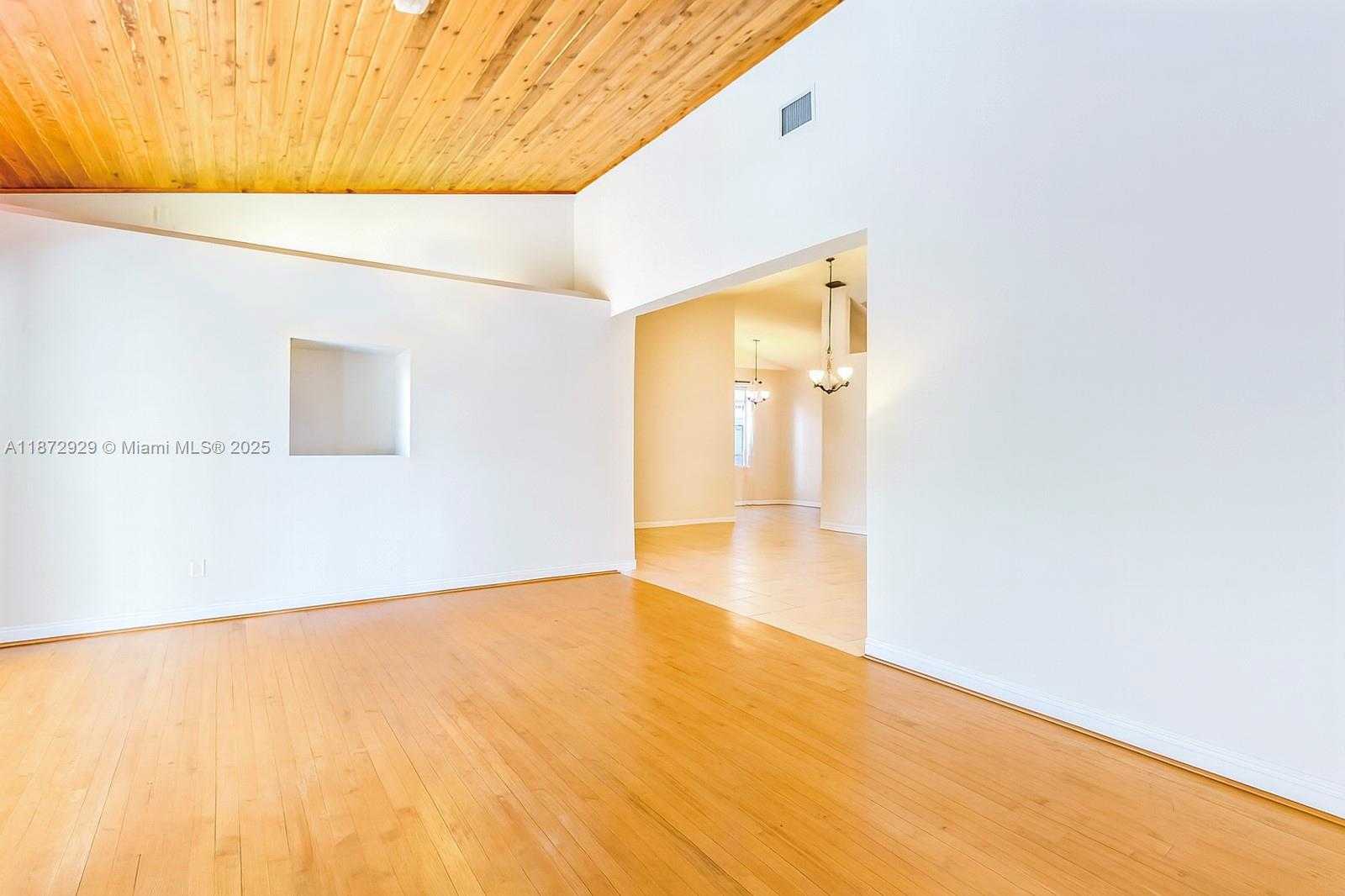 Small Image of 408 SOUTH EAST 6TH ST, Dania Beach Number 3