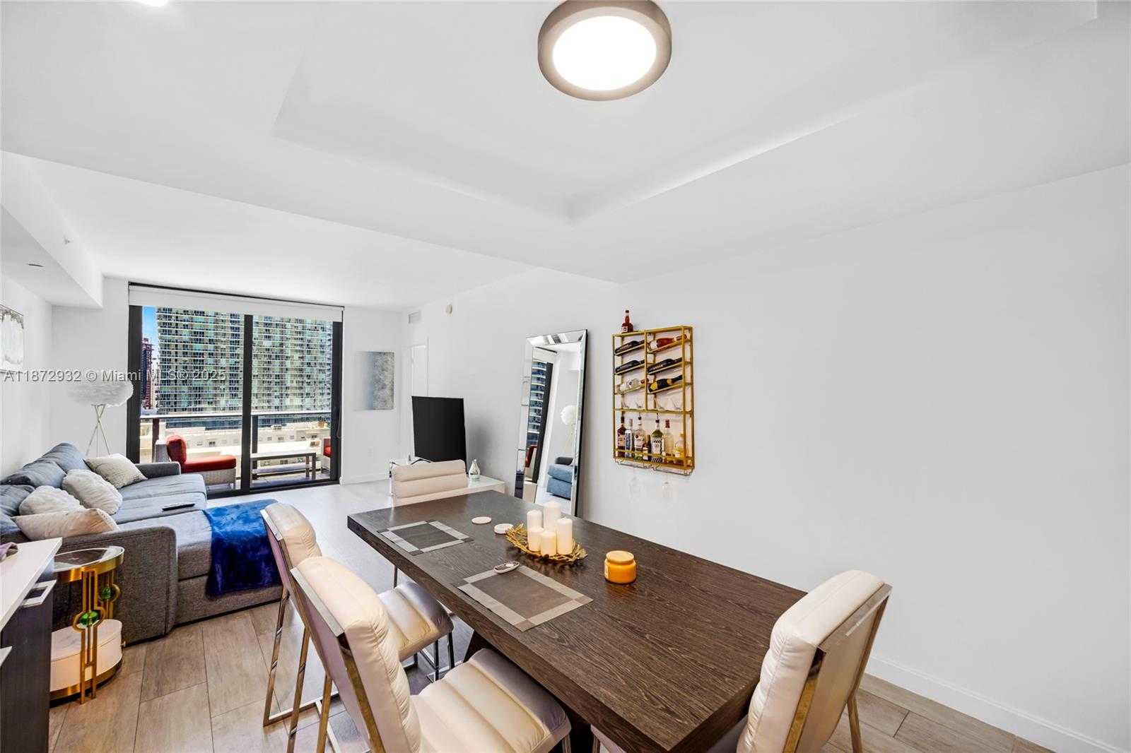 Small Image of 55 SOUTH WEST 9TH ST #1804, Miami Number 5