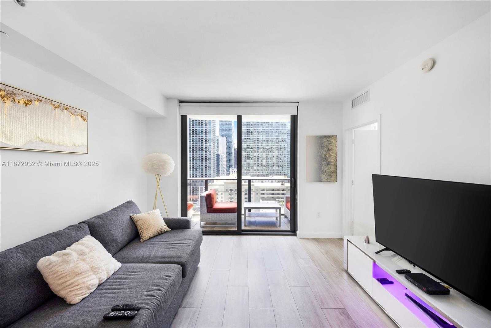 Small Image of 55 SOUTH WEST 9TH ST #1804, Miami Number 9