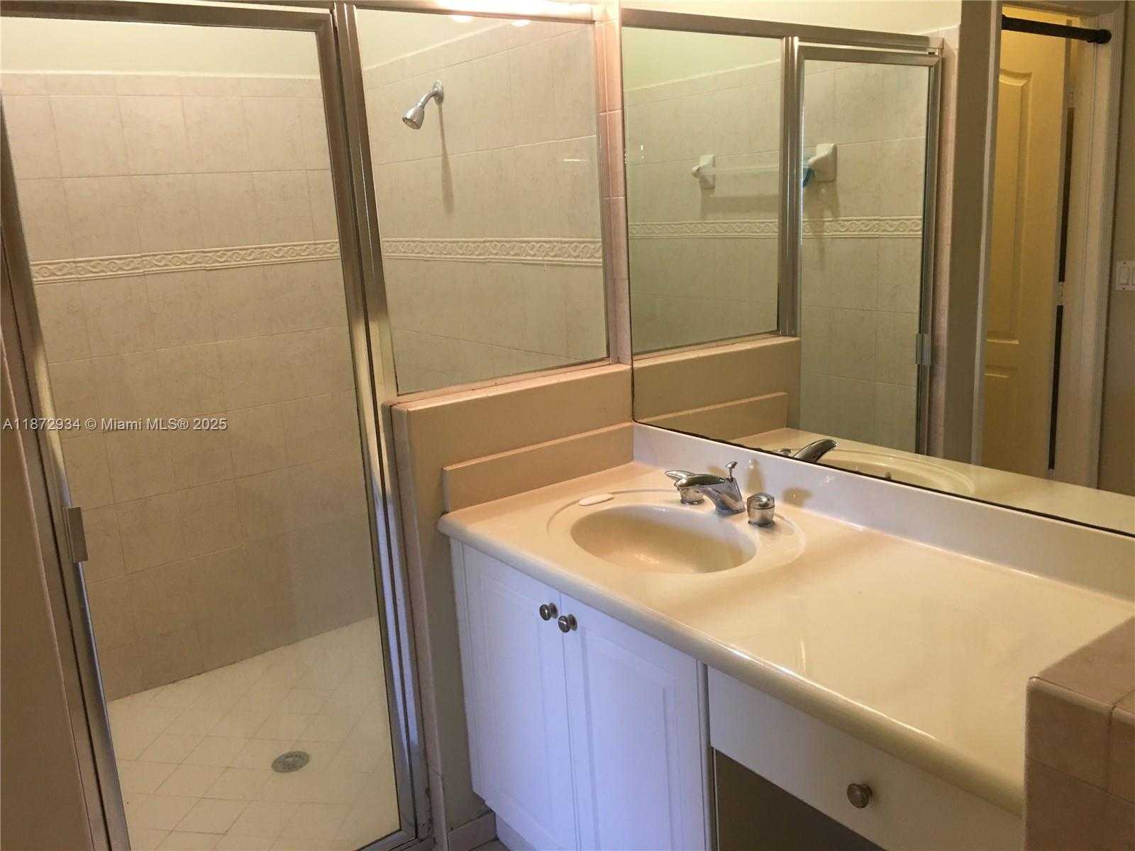 Small Image of 16637 SOUTH WEST 52ND ST, Miami Number 17