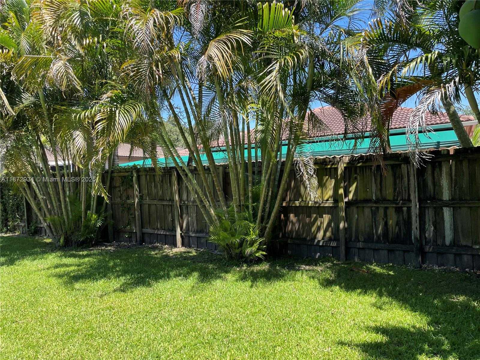 Small Image of 16637 SOUTH WEST 52ND ST, Miami Number 24