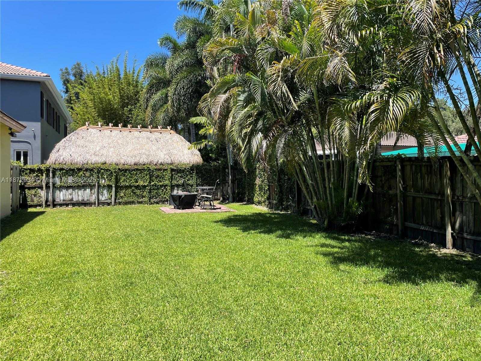 Small Image of 16637 SOUTH WEST 52ND ST, Miami Number 25