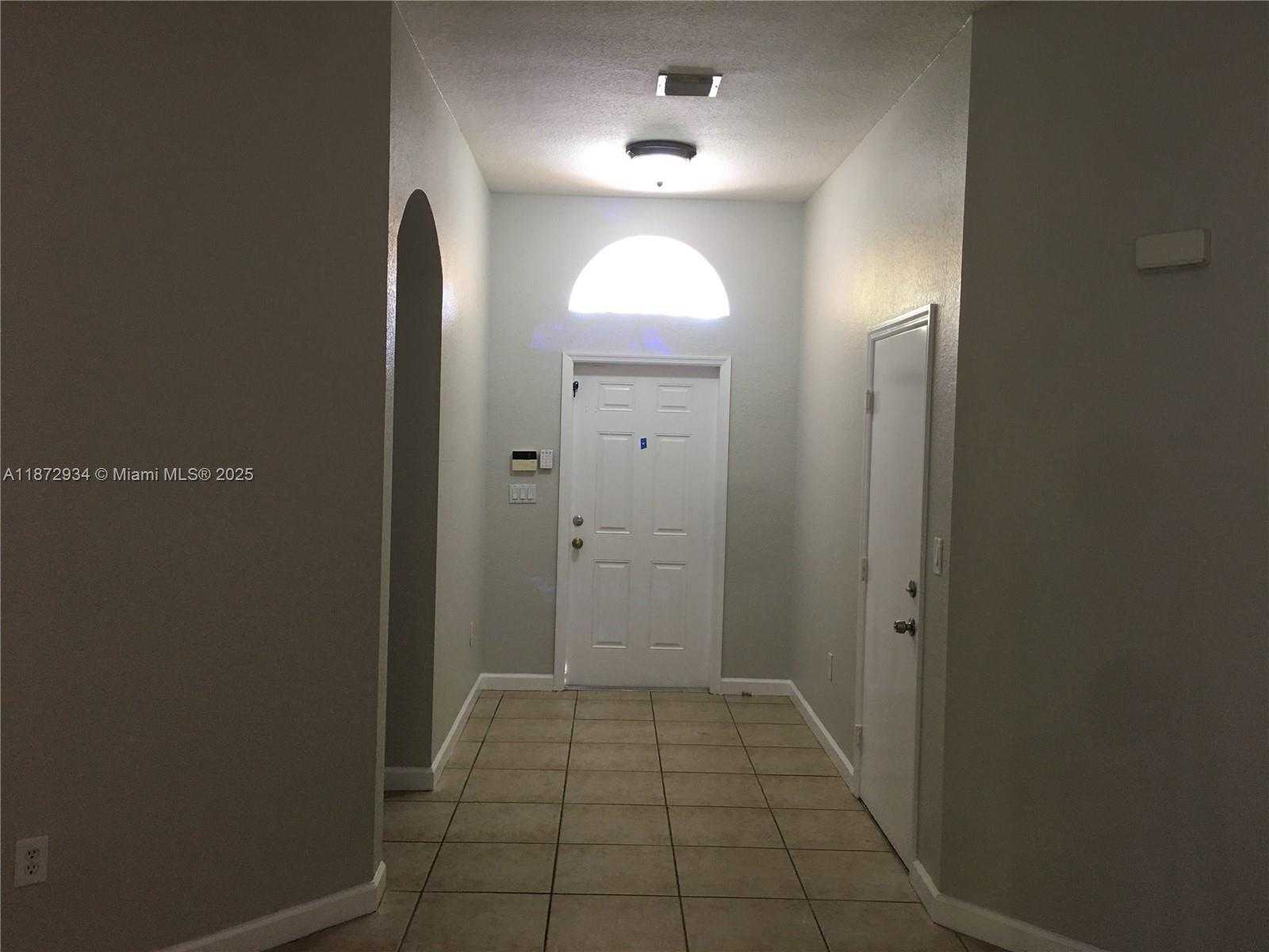 Small Image of 16637 SOUTH WEST 52ND ST, Miami Number 4