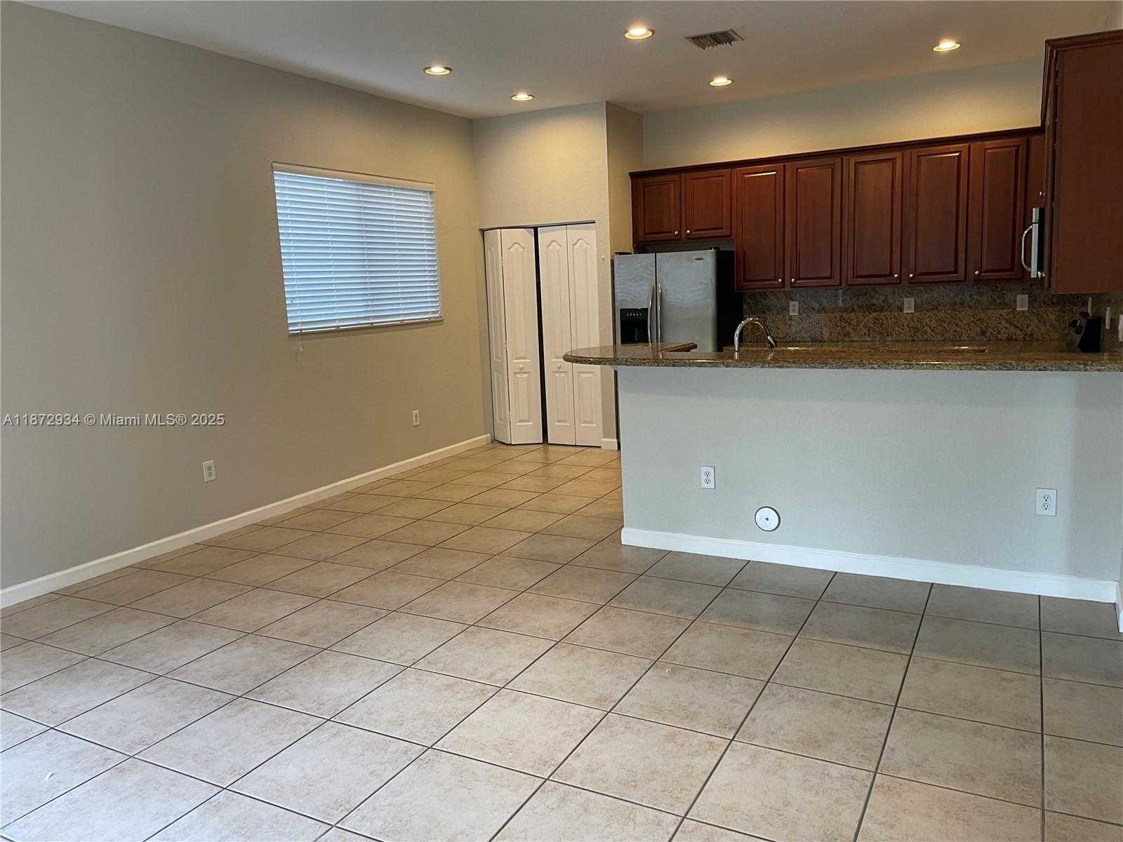 Small Image of 16637 SOUTH WEST 52ND ST, Miami Number 6