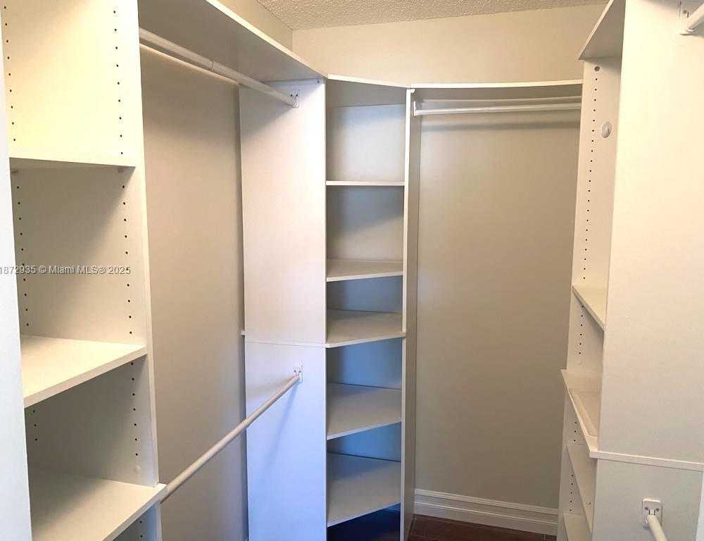 Small Image of 10273 NORTH WEST 56TH ST, Doral Number 12