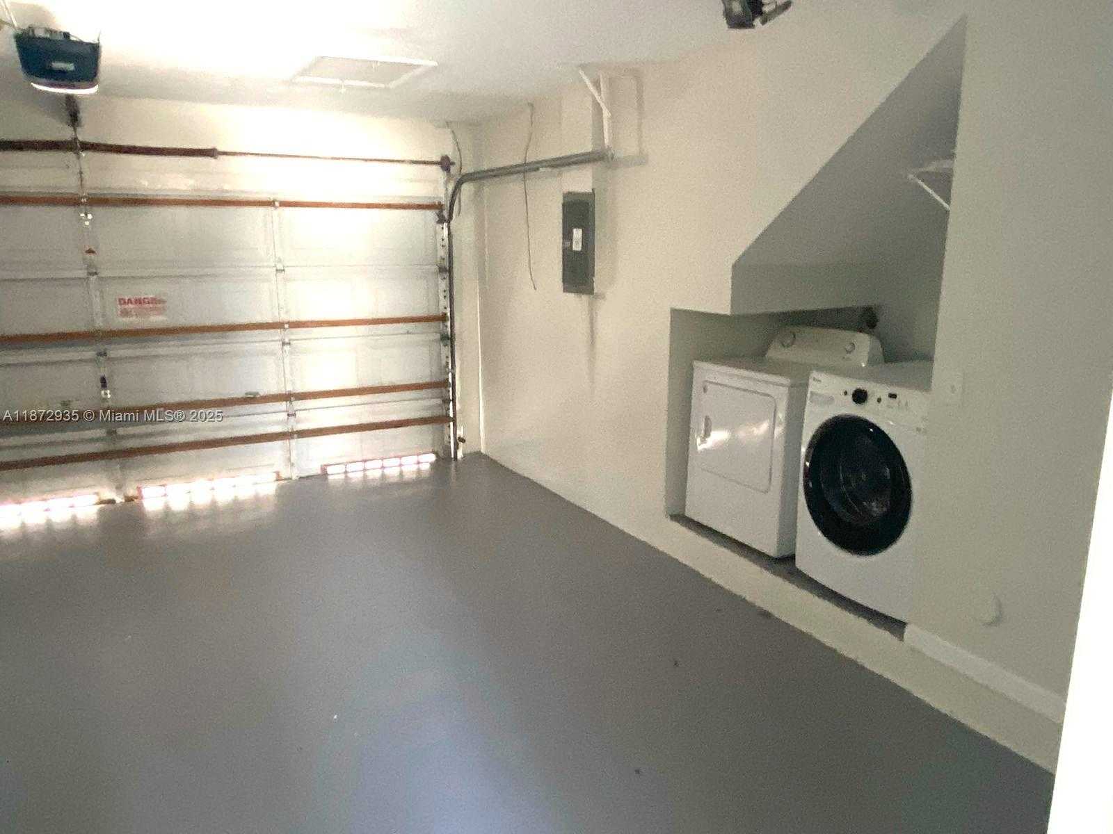 Small Image of 10273 NORTH WEST 56TH ST, Doral Number 19