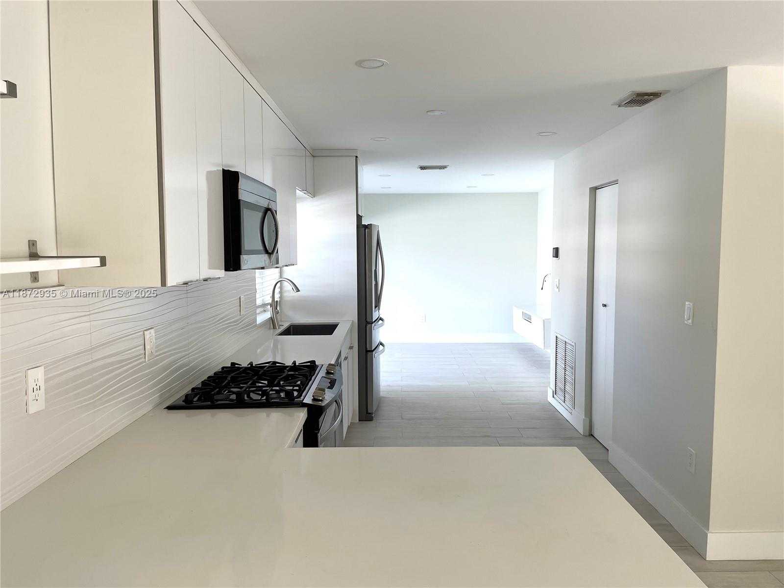Small Image of 10273 NORTH WEST 56TH ST, Doral Number 4