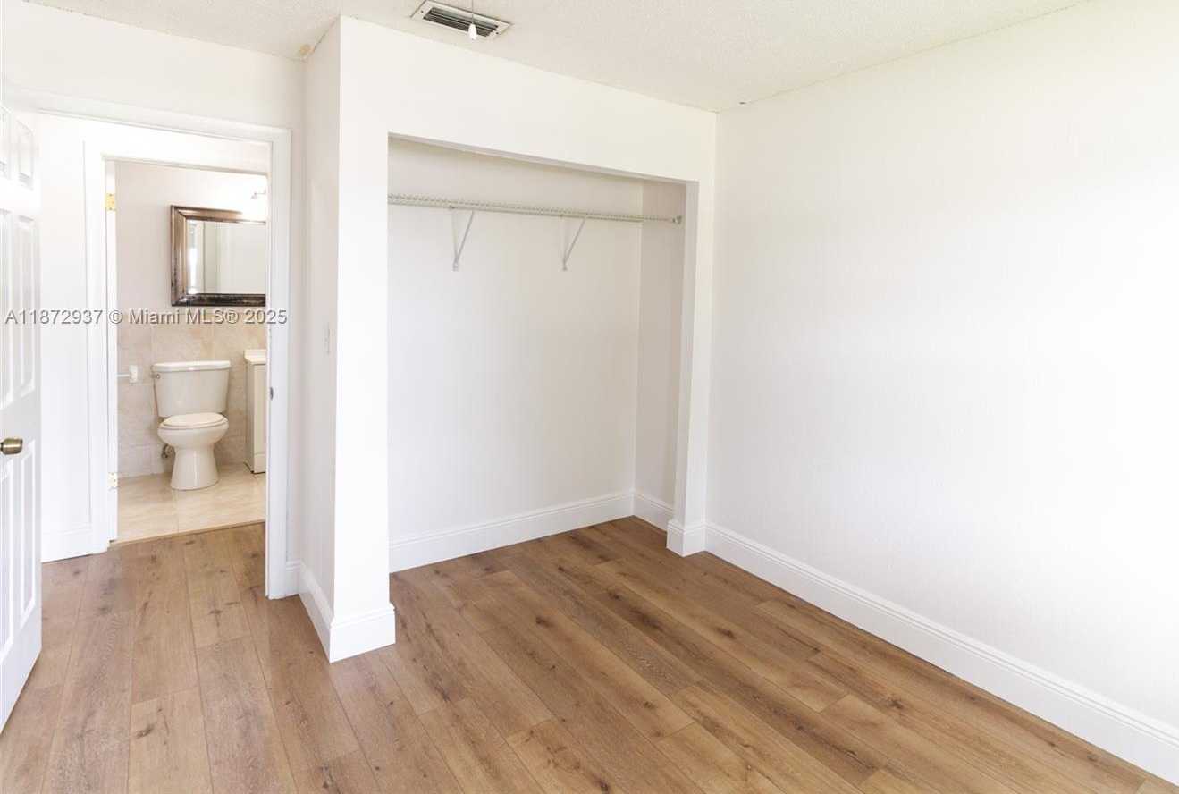 Small Image of 8130 SOUTH WEST 7TH CT, North Lauderdale Number 10