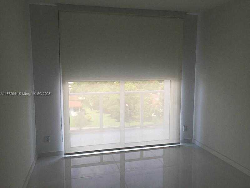 Small Image of 4250 BISCAYNE BLVD #611, Miami Number 12