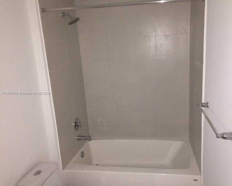 Small Image of 4250 BISCAYNE BLVD #611, Miami Number 14