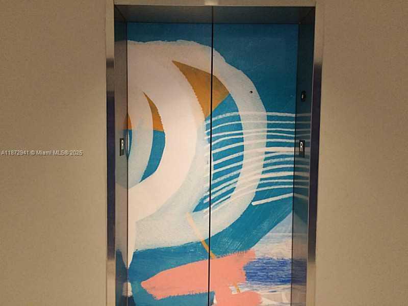 Small Image of 4250 BISCAYNE BLVD #611, Miami Number 2