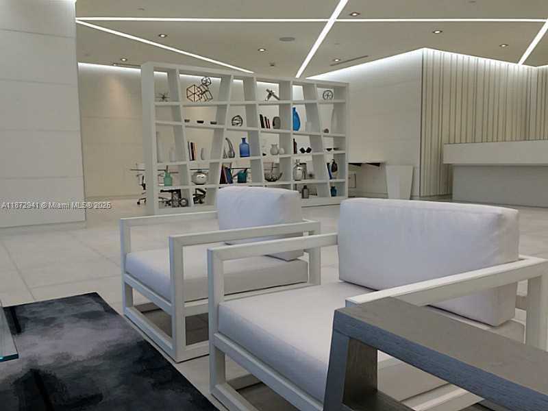 Small Image of 4250 BISCAYNE BLVD #611, Miami Number 30