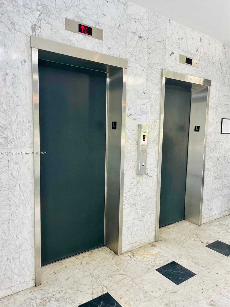 Small Image of 8233 HARDING AVE #309, Miami Beach Number 20