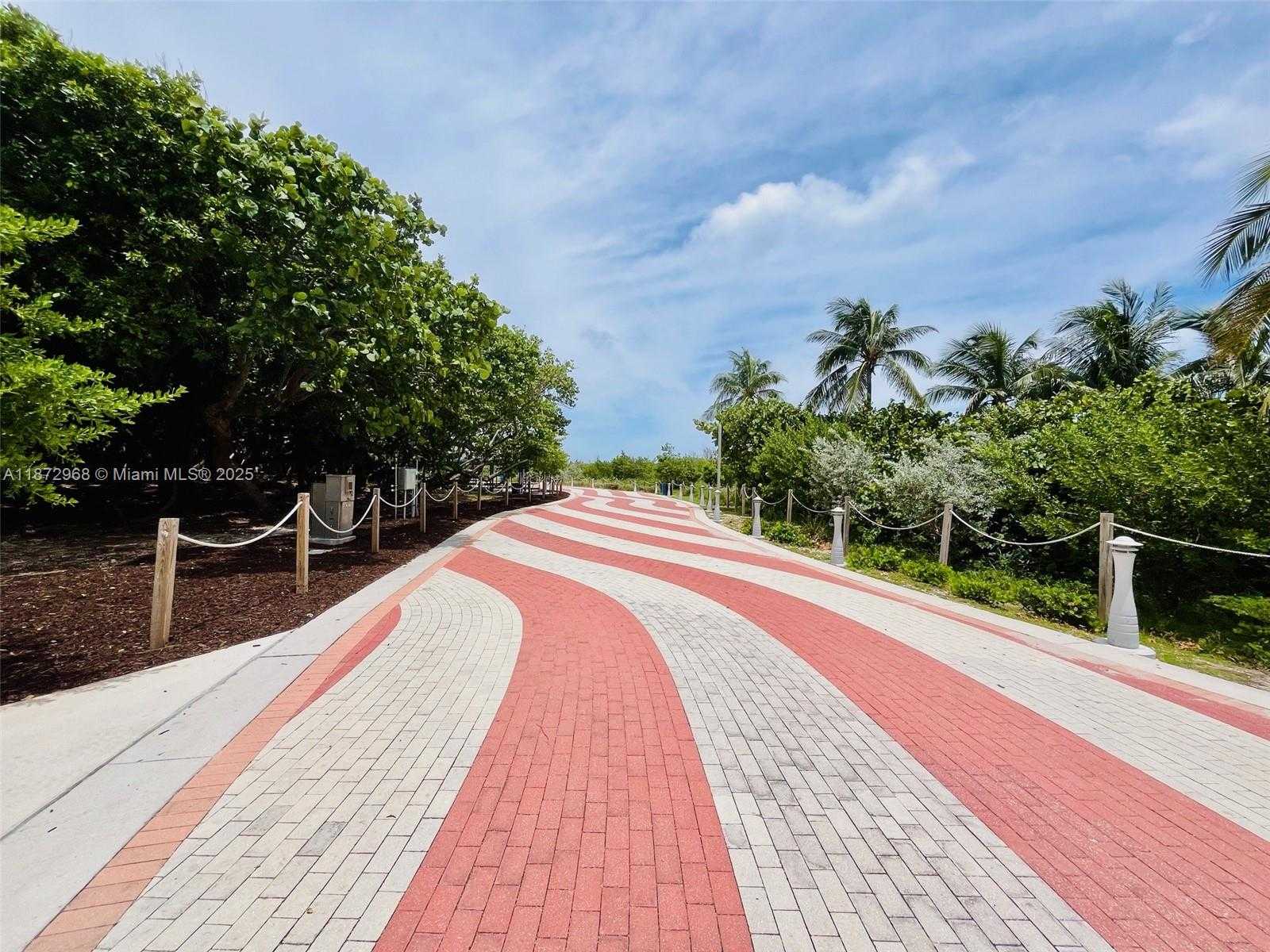 Small Image of 8233 HARDING AVE #309, Miami Beach Number 24