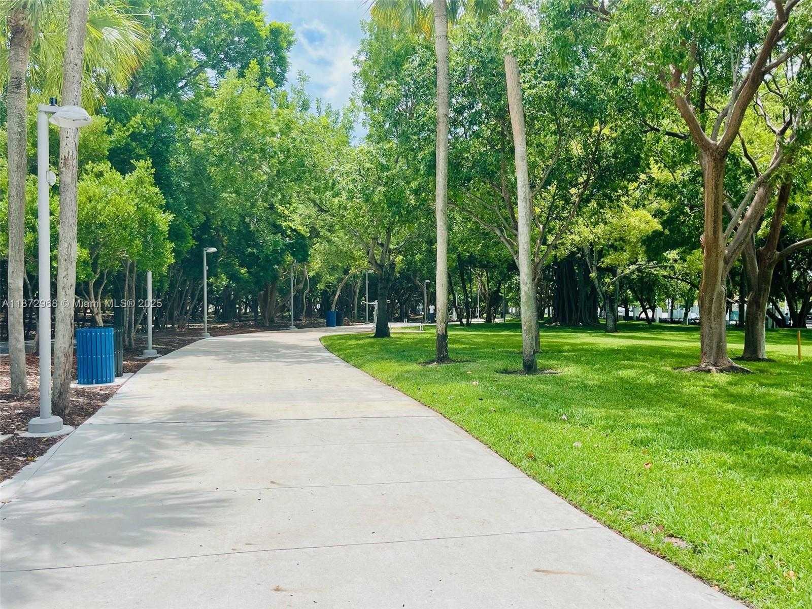 Small Image of 8233 HARDING AVE #309, Miami Beach Number 26