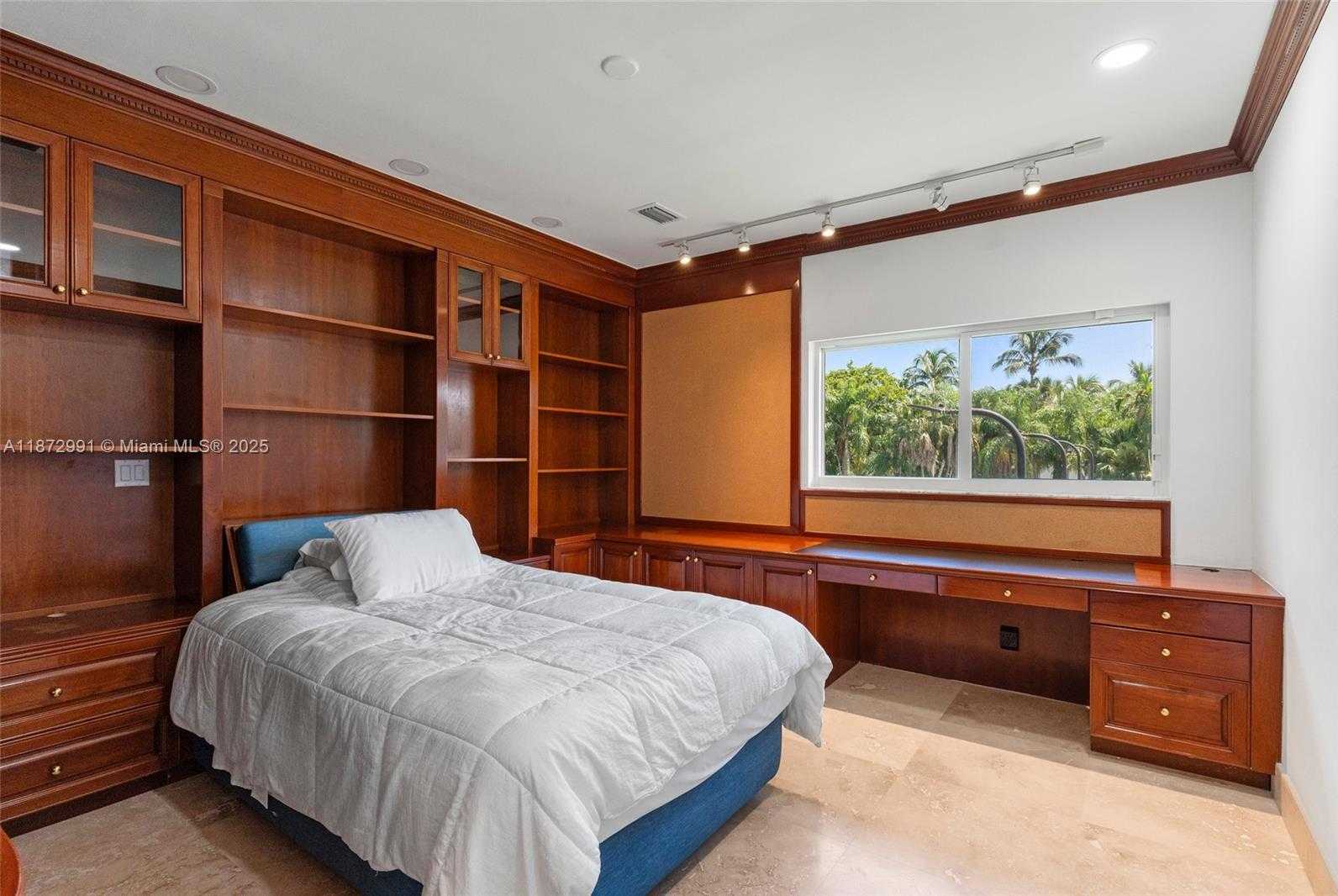 Small Image of 6190 SOUTH WEST 102ND ST, Pinecrest Number 36