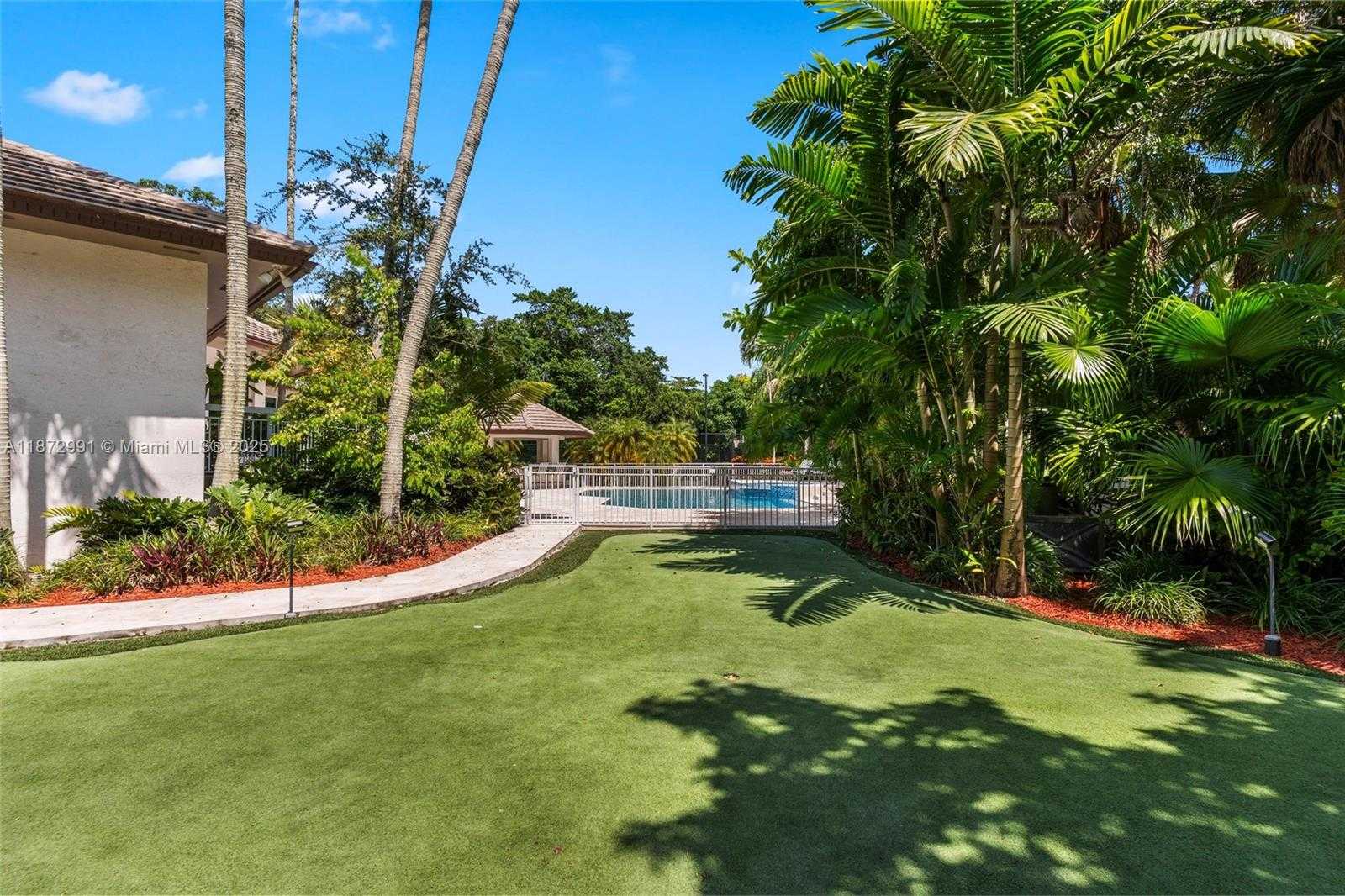 Small Image of 6190 SOUTH WEST 102ND ST, Pinecrest Number 44