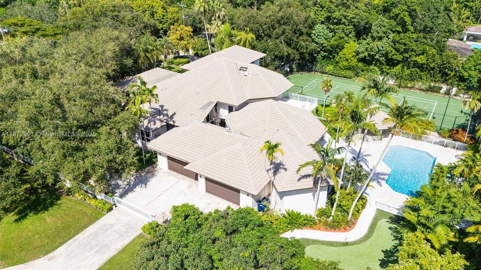 Small Image of 6190 SOUTH WEST 102ND ST, Pinecrest Number 52