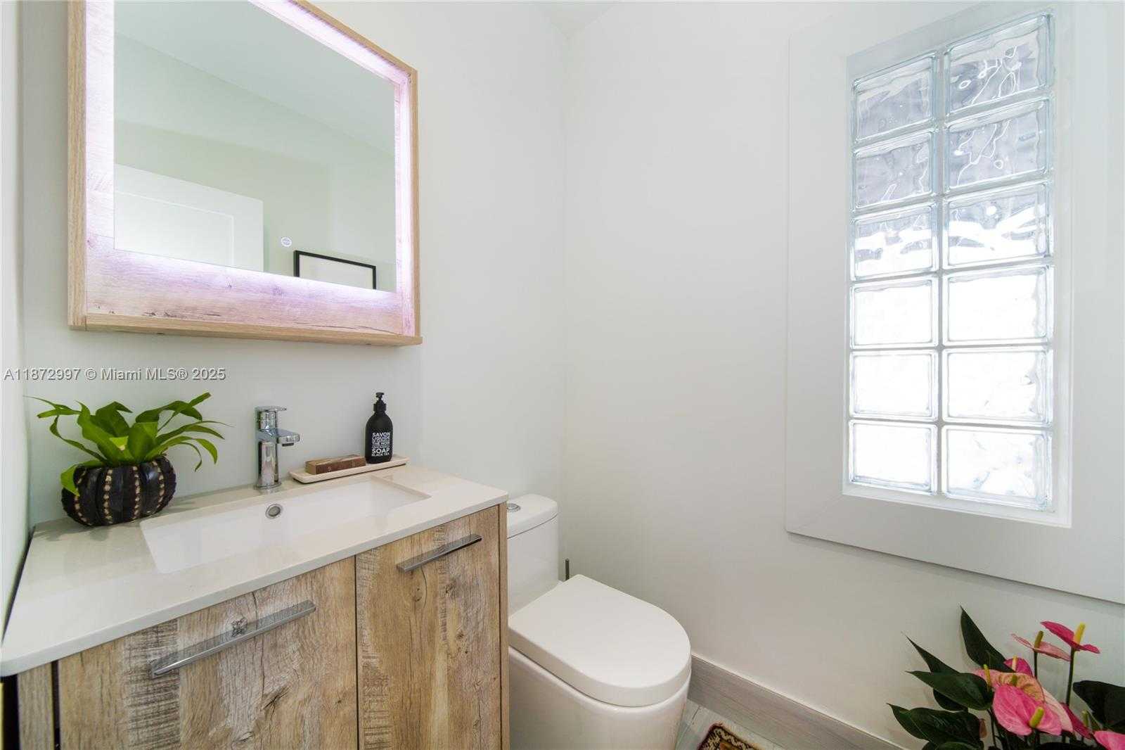 Small Image of 835 JEFFERSON AVE #4, Miami Beach Number 15