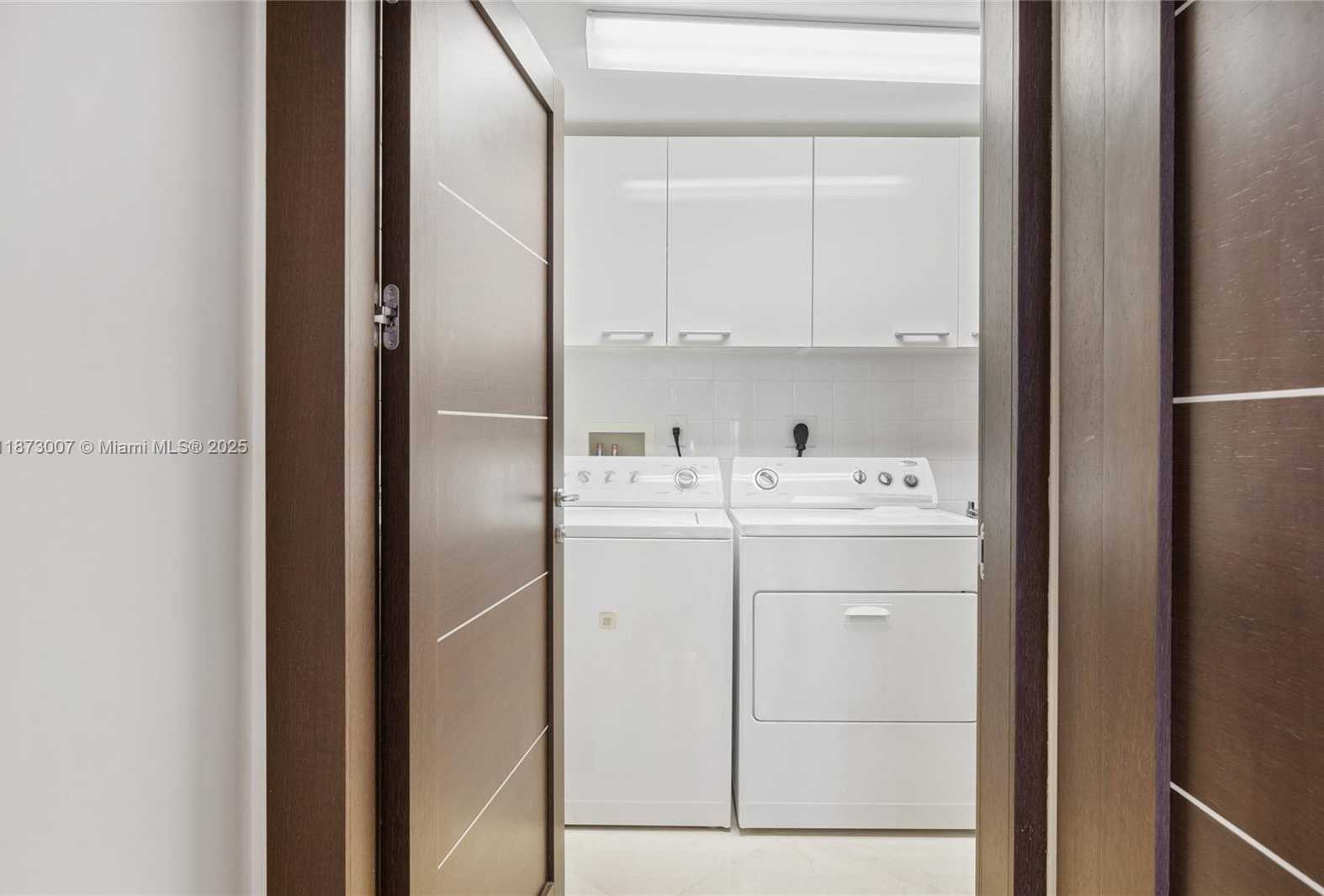 Small Image of 17201 COLLINS AVE #4107, Sunny Isles Beach Number 13