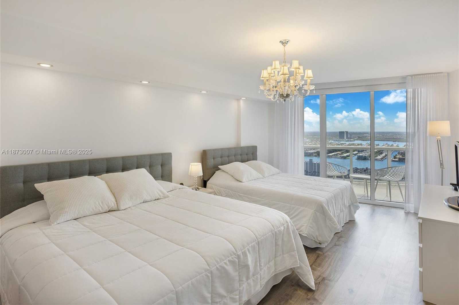 Small Image of 17201 COLLINS AVE #4107, Sunny Isles Beach Number 15
