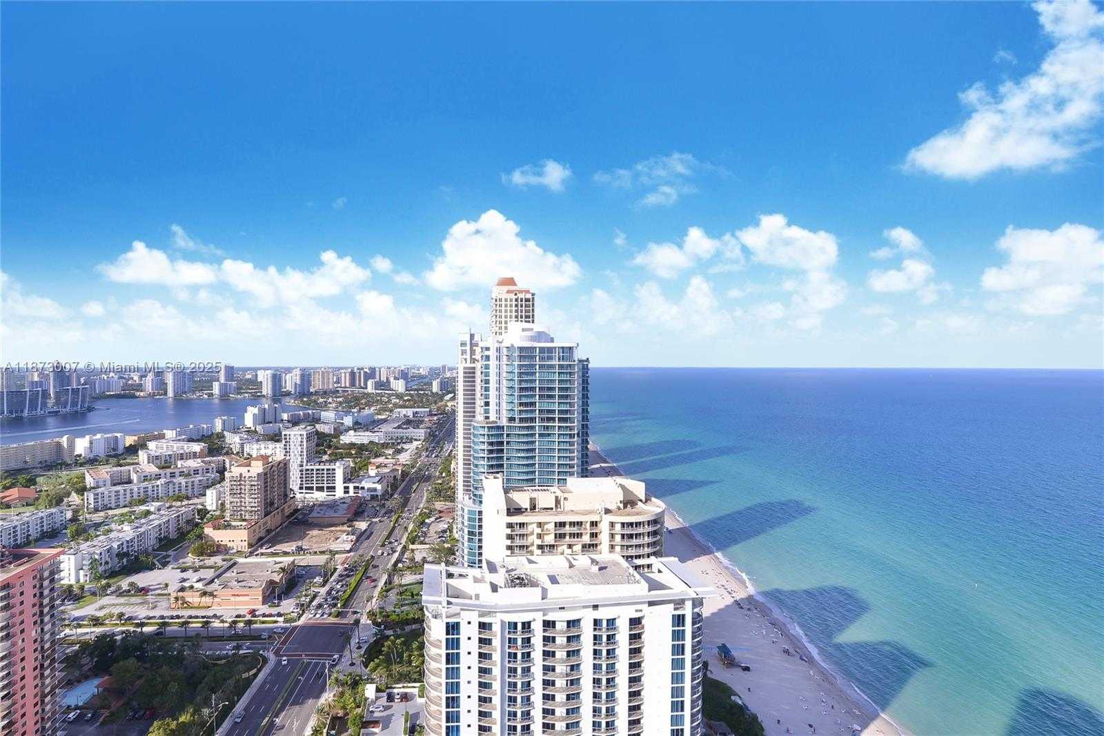 Small Image of 17201 COLLINS AVE #4107, Sunny Isles Beach Number 4