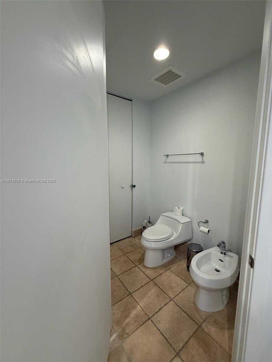 Small Image of 18201 COLLINS AVE #4001, Sunny Isles Beach Number 27