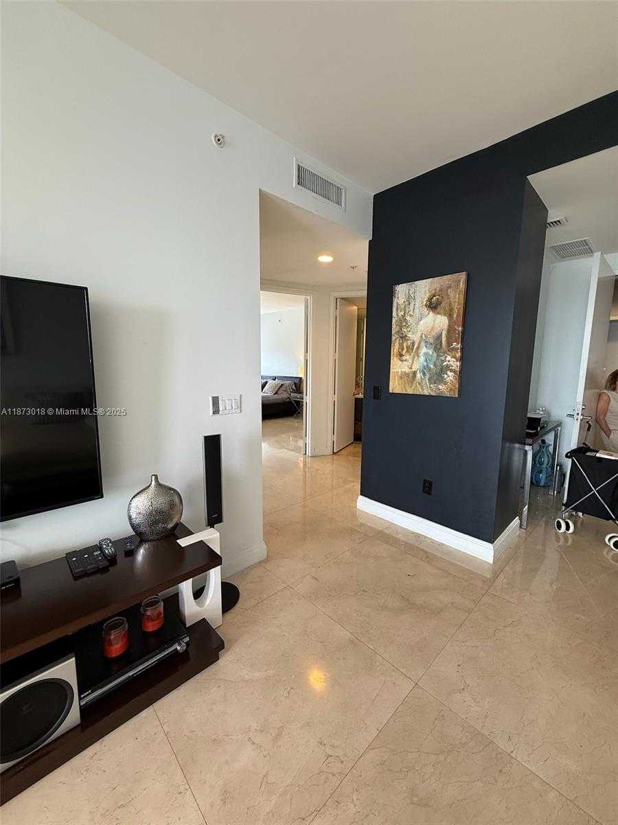 Small Image of 18201 COLLINS AVE #4001, Sunny Isles Beach Number 3
