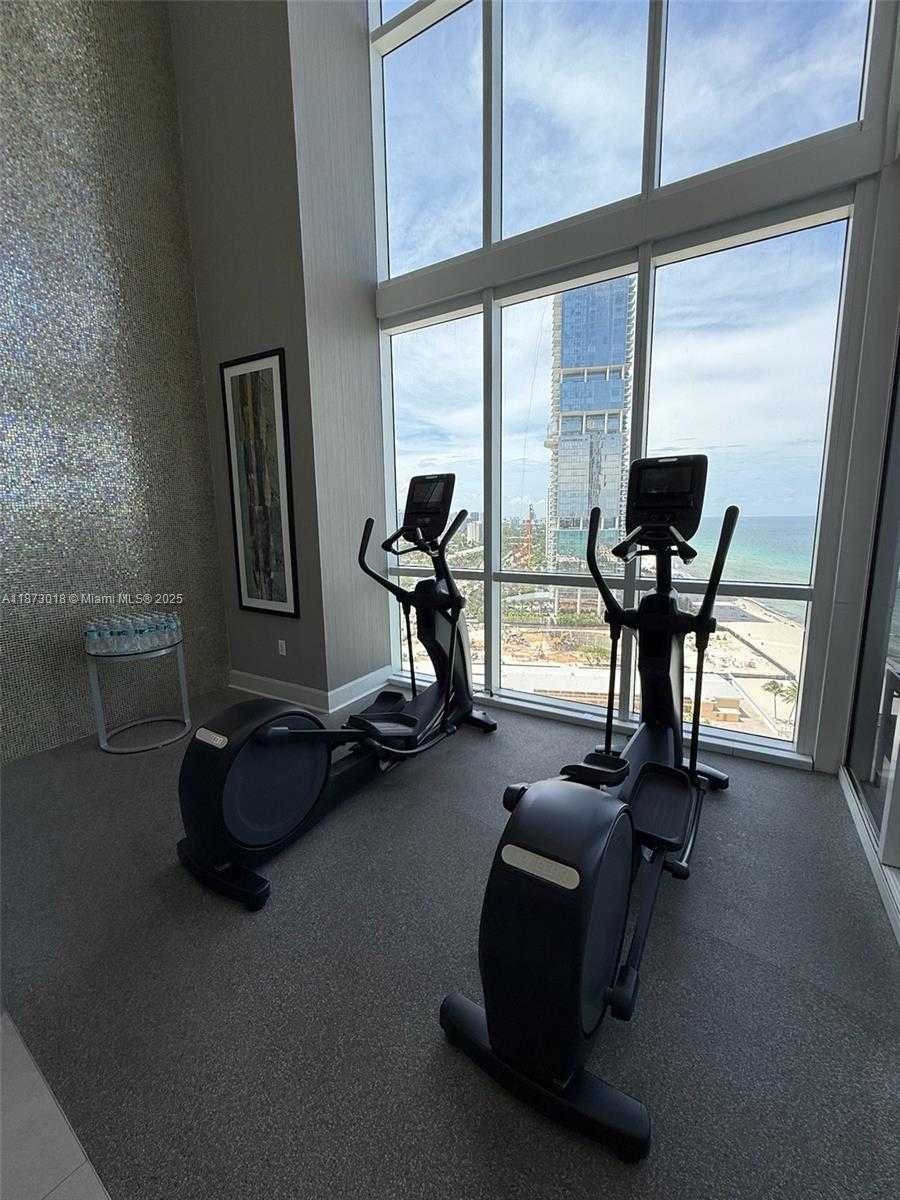 Small Image of 18201 COLLINS AVE #4001, Sunny Isles Beach Number 34