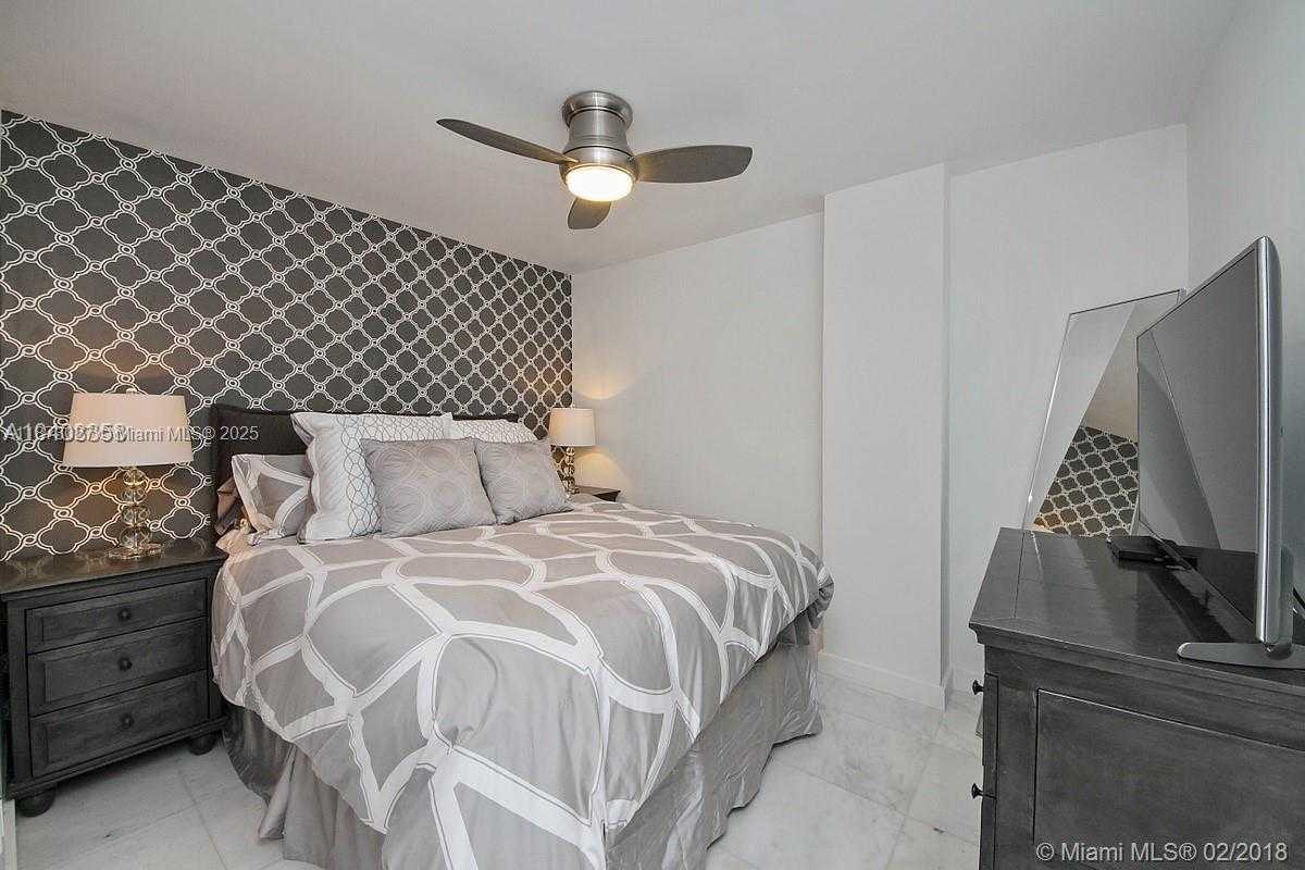 Small Image of 1255 COLLINS AV #601, Miami Number 8