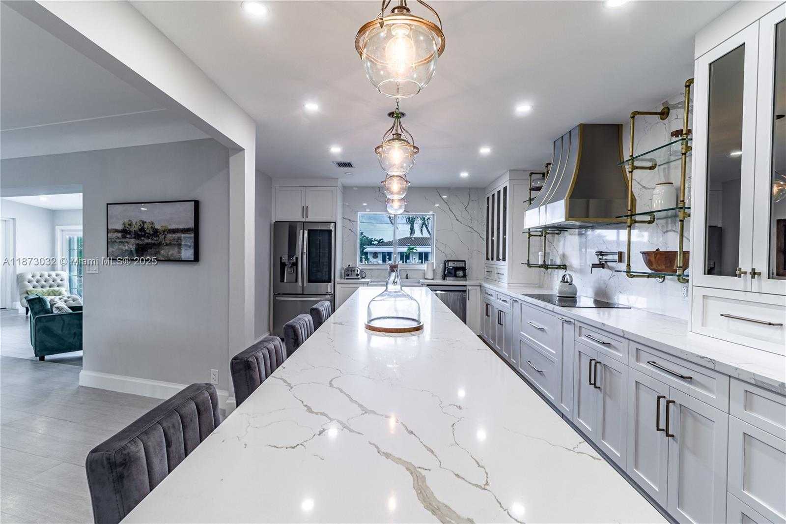 Small Image of 2810 NORTH EAST 59TH CT, Fort Lauderdale Number 6