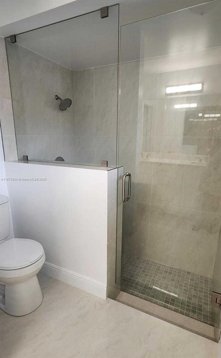 Small Image of Coral Springs Number 8