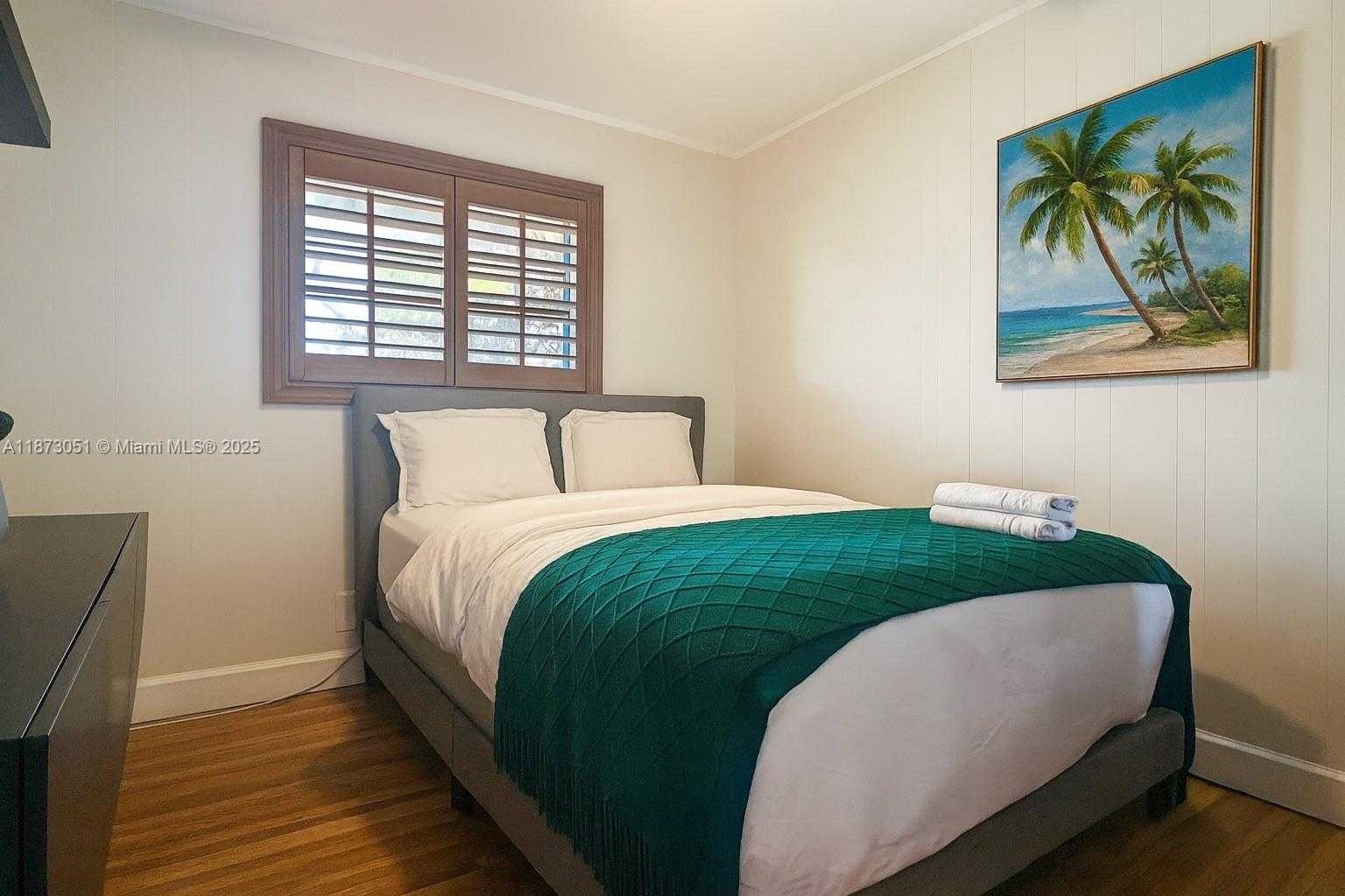 Small Image of 4027 PIERCE ST, Hollywood Number 15