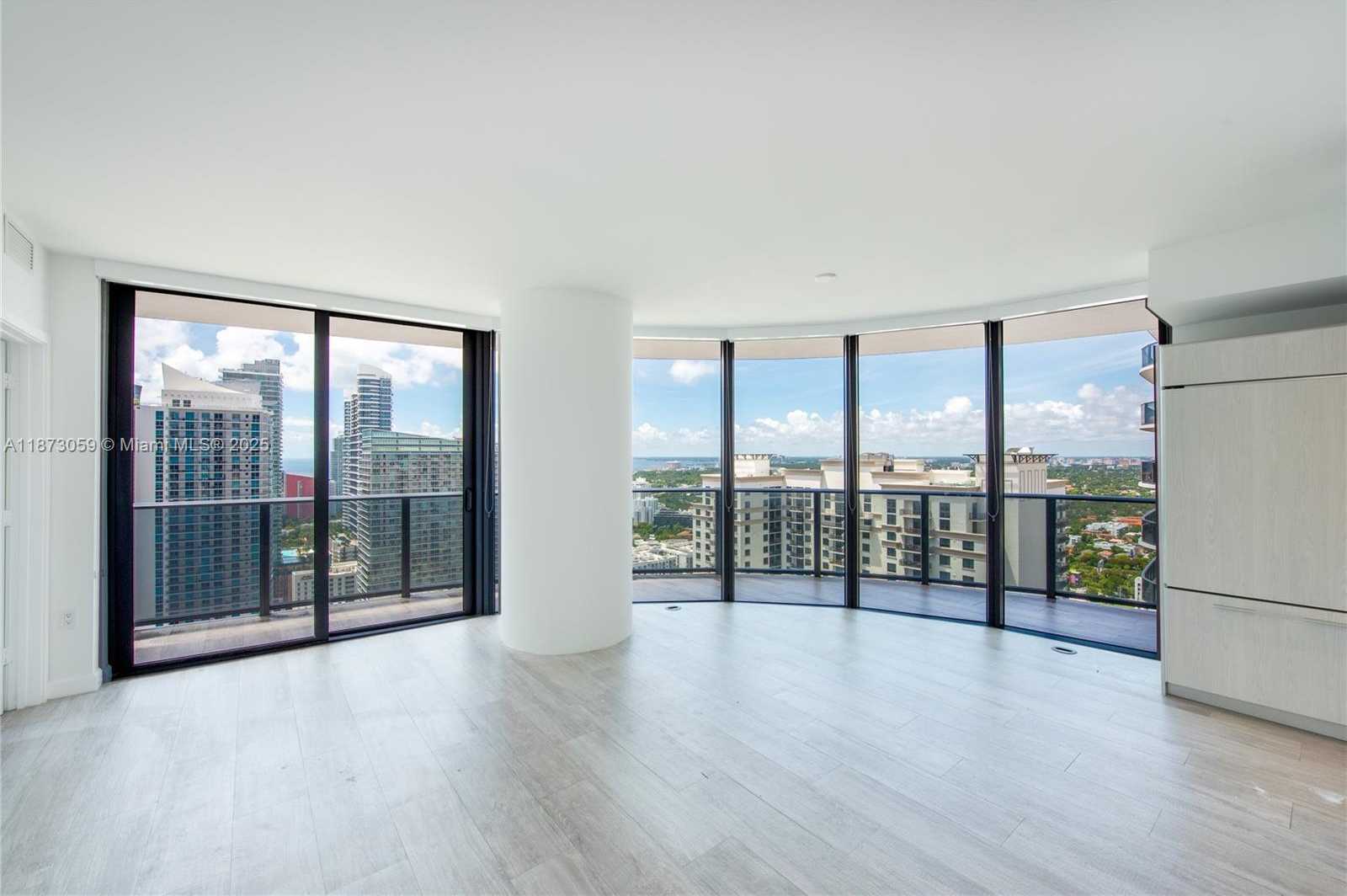 Small Image of 45 SOUTH WEST 9TH ST #3606, Miami Number 2