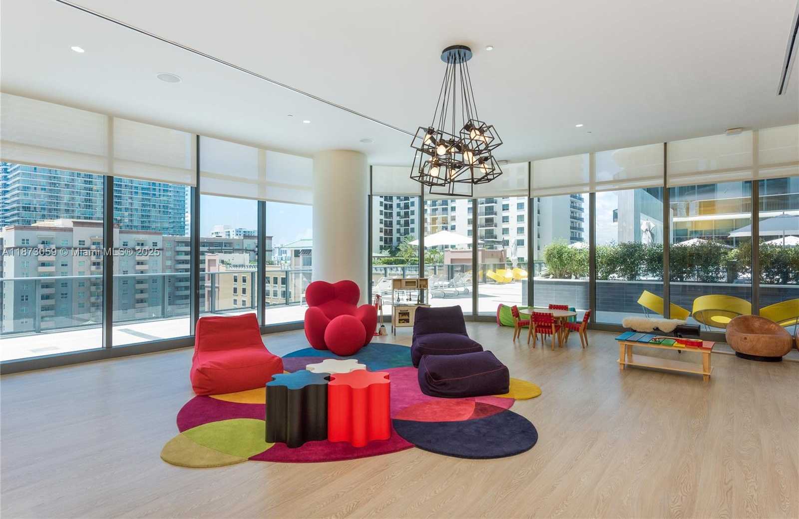 Small Image of 45 SOUTH WEST 9TH ST #3606, Miami Number 26